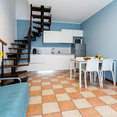 Summer Time Family Apartment *
