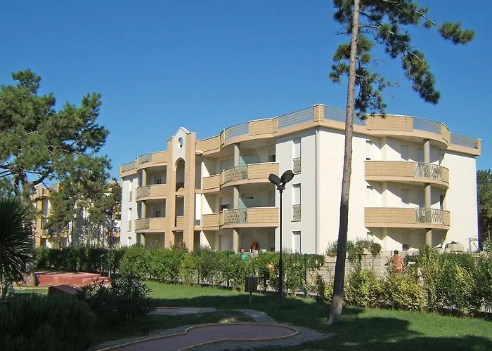 Summer Time Family Apartment