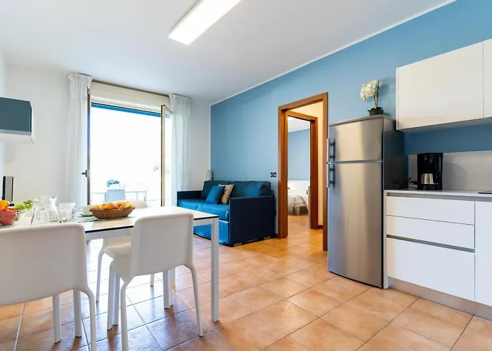 Summer Time Family Apartment